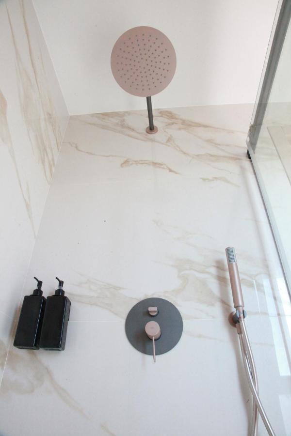 Hotel Suites Moma Centro วิลยานูเอวา เด ลา เซเรนา ภายนอก รูปภาพ