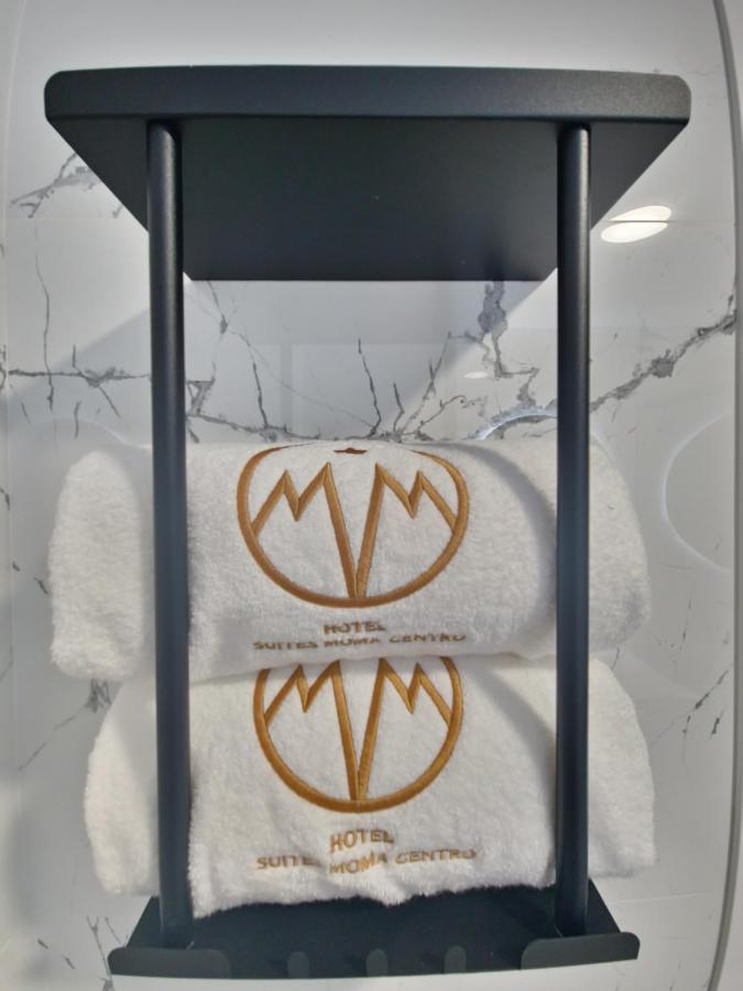 Hotel Suites Moma Centro วิลยานูเอวา เด ลา เซเรนา ภายนอก รูปภาพ