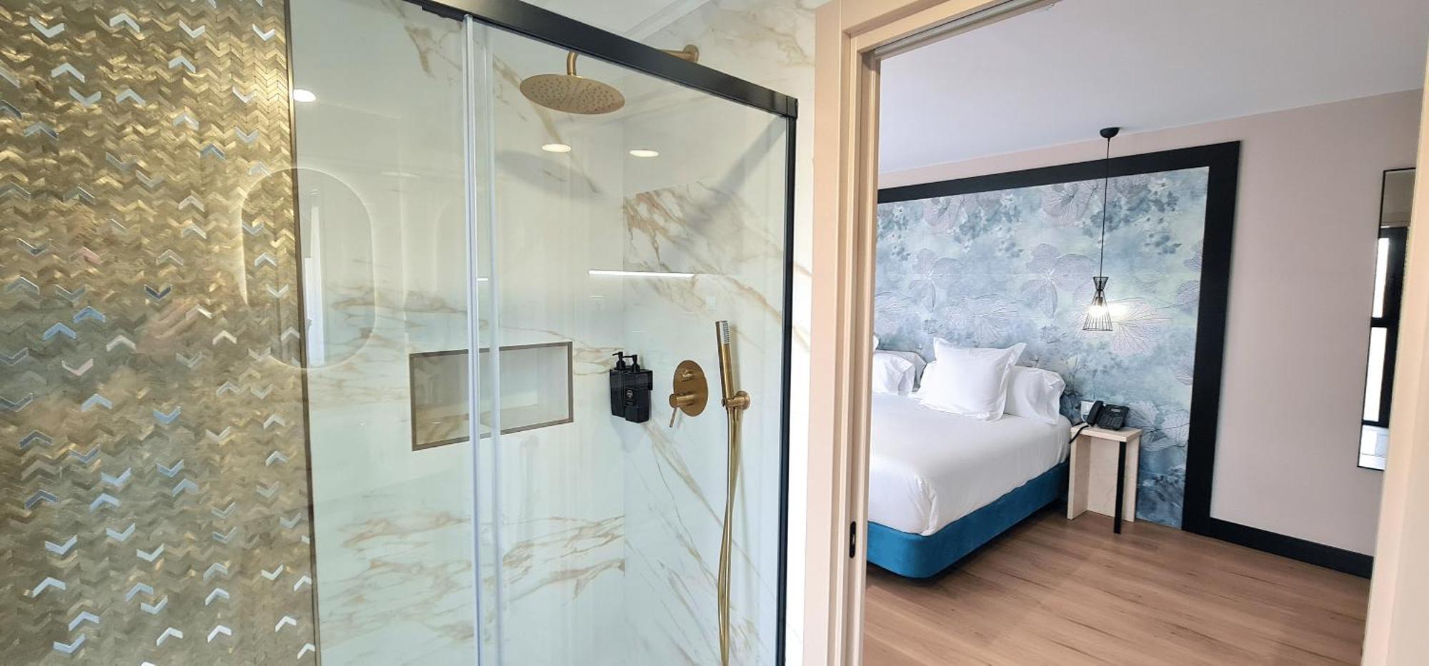 Hotel Suites Moma Centro วิลยานูเอวา เด ลา เซเรนา ภายนอก รูปภาพ